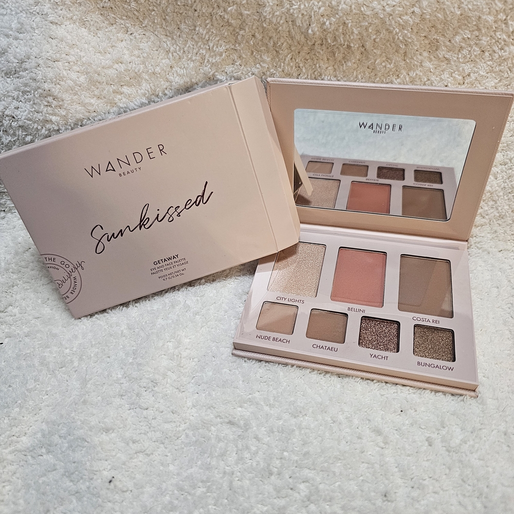 Wander Beauty Getaway Eye & Face Palette in Sunkissed